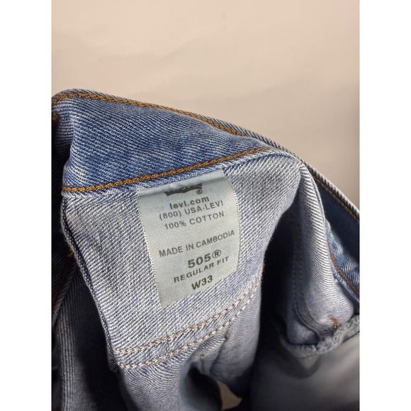 Levis 505 Regular Fit Denim Shorts Mens 33 Light Wash Blue Cotton Zip Fly FLAWS - Picture 10 of 12